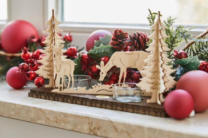 Рождественские оконные украшения. 15 идей, как украсить окно к Рождеству